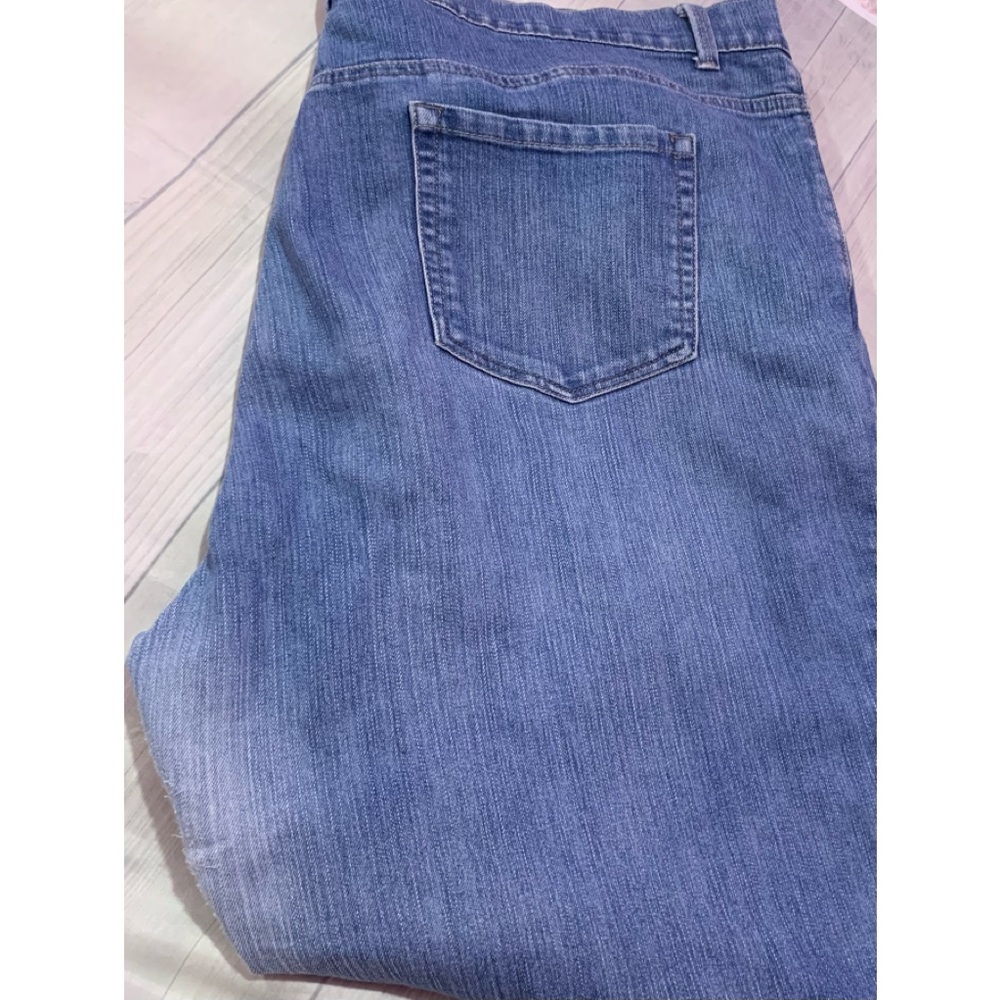 Gloria Vanderbilt jeans